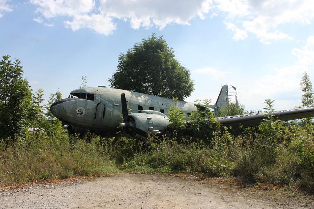 Željava Airbase, derelict aircraft - Ghost Airports