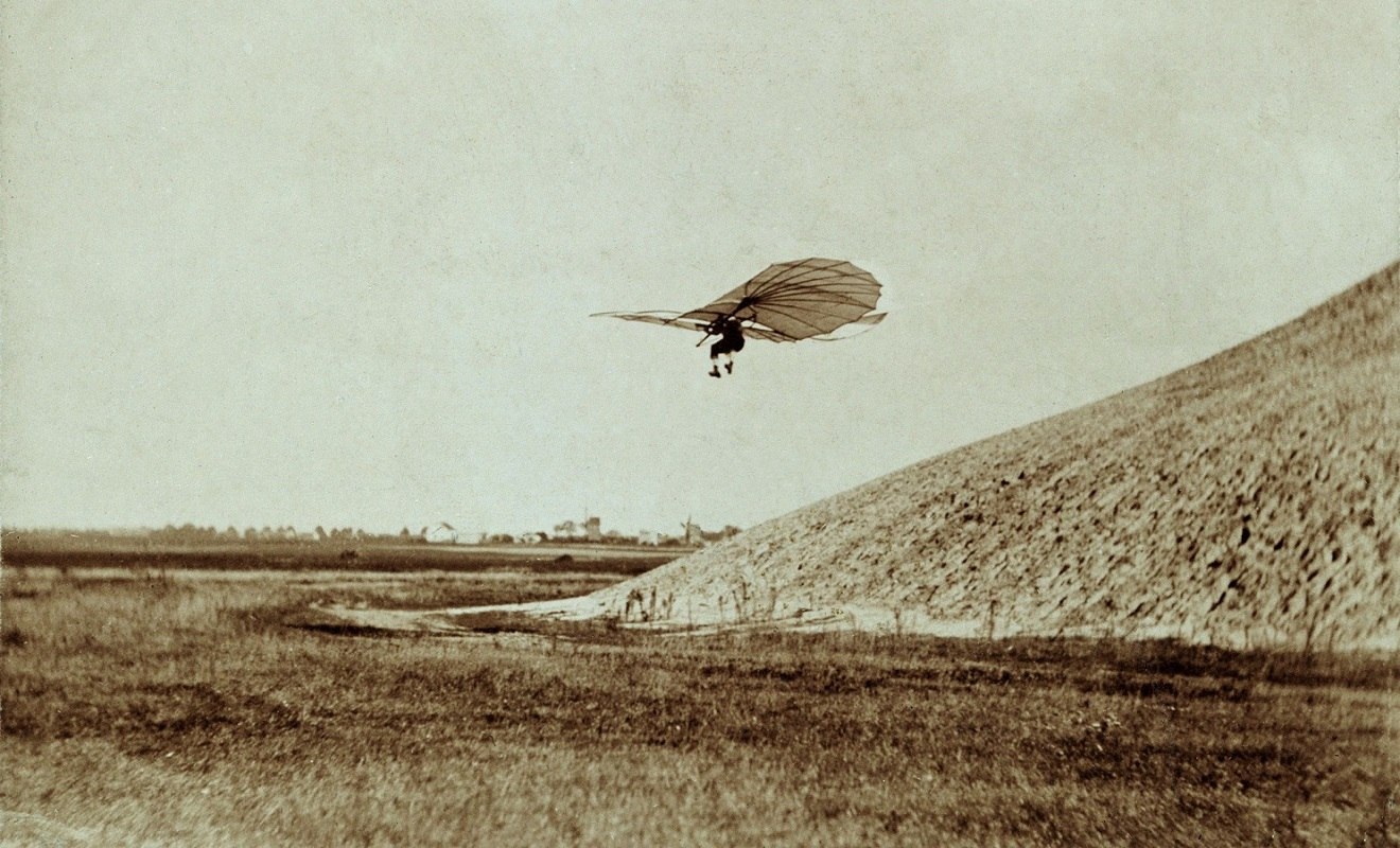 Otto Lilienthal tests his glider - First Flight: the Early Aviators