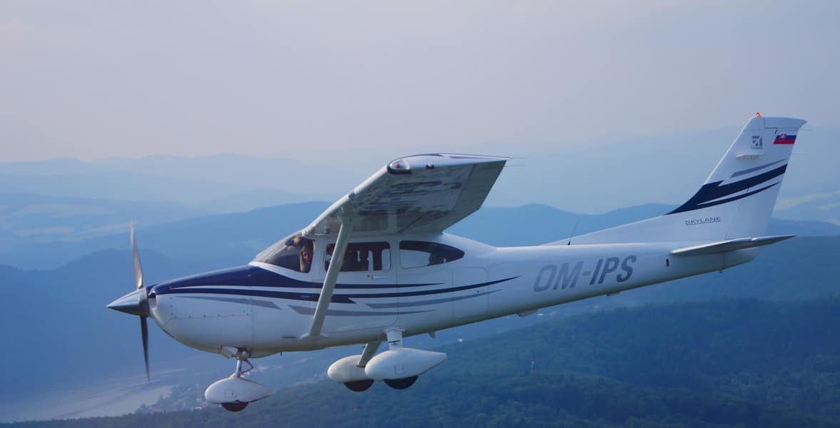 A Cessna 182 Skylane in flight - Soloy Aviation, SMA Collaborate on Skylane Engine Conversion STC