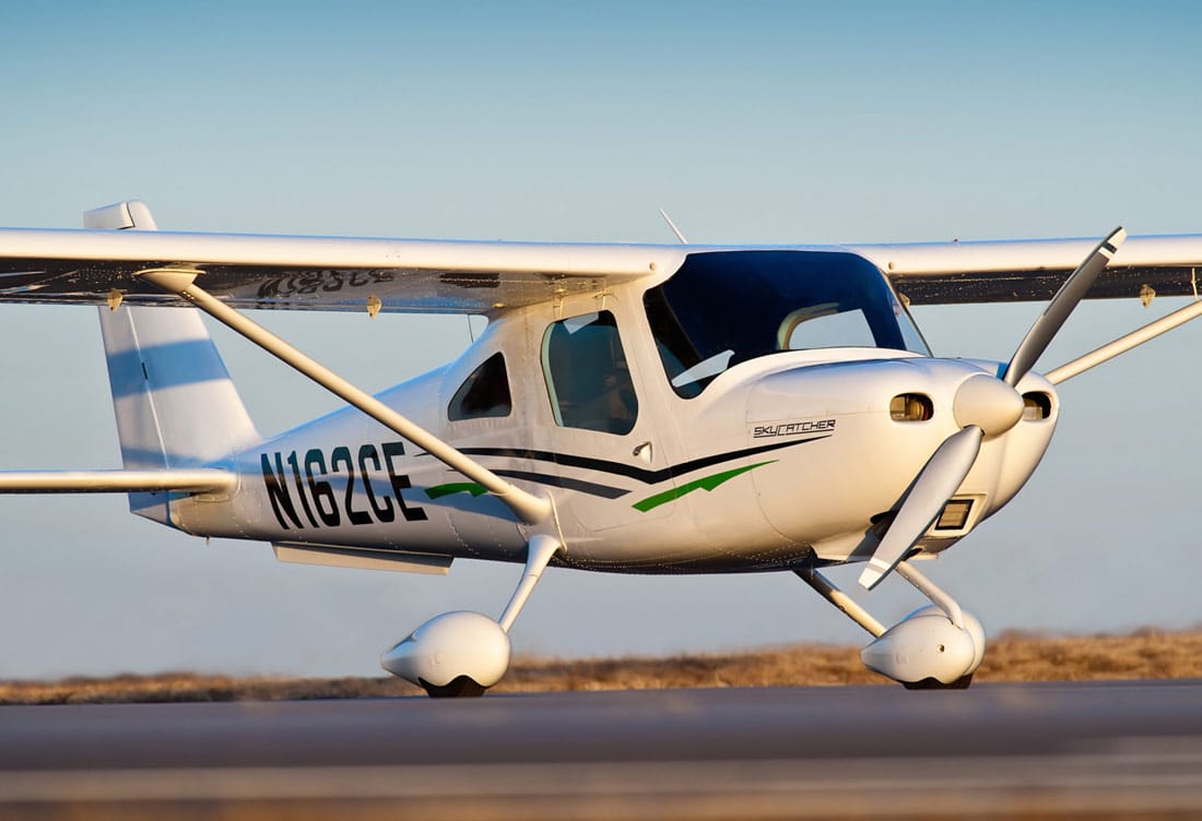 Cessna 162 Skycatcher - EAA To Host Their First Sport Pilot Academy