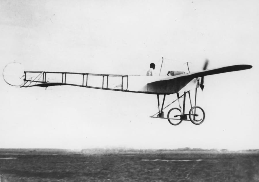 Clyde Cessna flying the Silverwing aircraft
