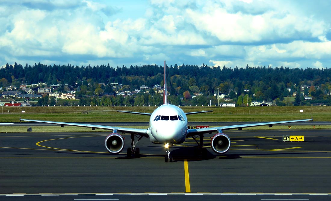 An airliner at Portland International Airport - FAA Aims To Increase Airport Safety