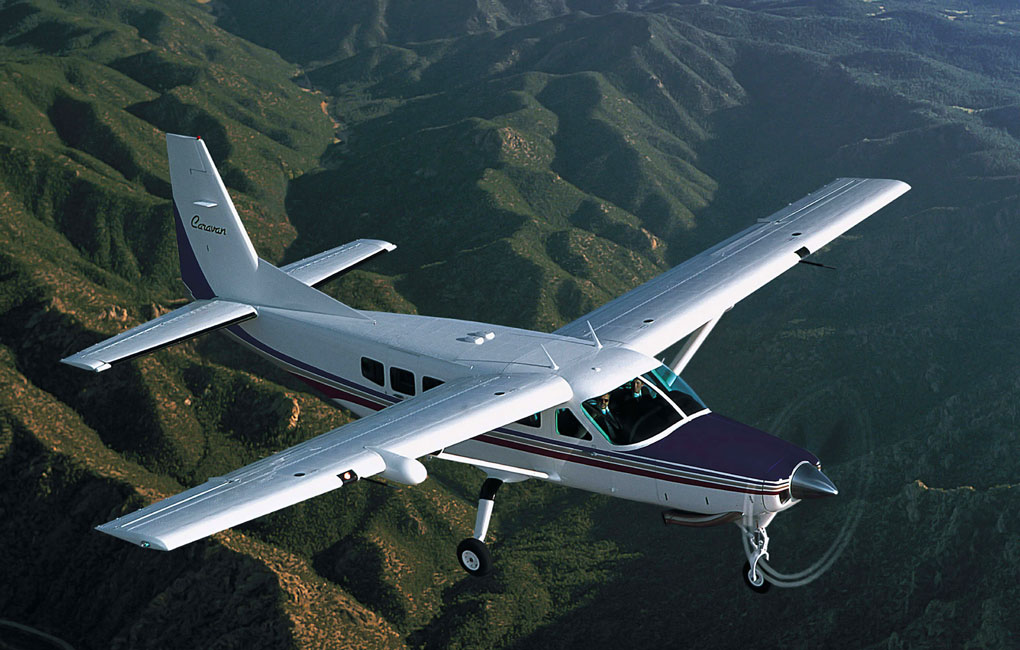 Cessna Caravan in flight - Textron's Peace of Mind Program for Cessna Caravan, Beechcraft King Air