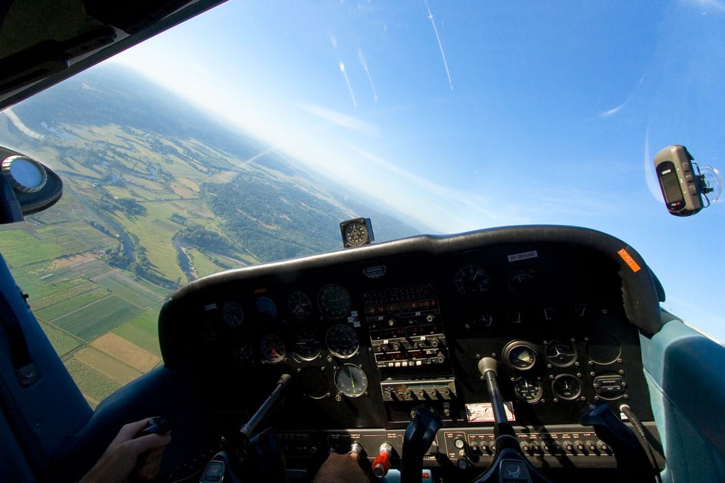 Cessna 172 cockpit in flight - Loss of Control Remains Top General Aviation Concern for NTSB