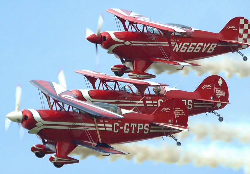 3 generations of Boyd Family performing in Pitts Specials at 2012 Geneseo Air Show