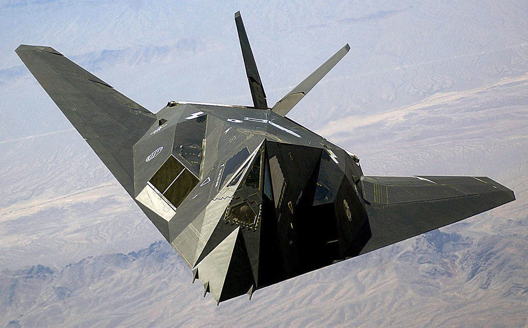The F-117 Nighthawk - The Founding of Lockheed Skunk Works Secret Superplane Factory