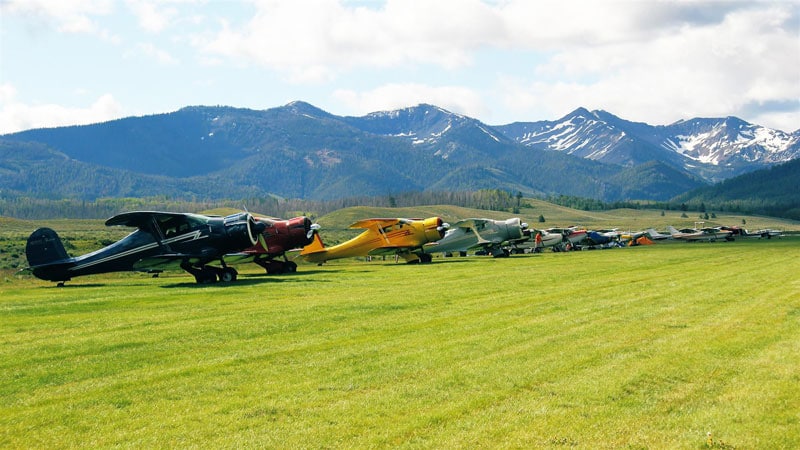 The Round Engine Round Up at Smiley Creek, with multiple Beechcraft Model 17 Staggerwing aircraft