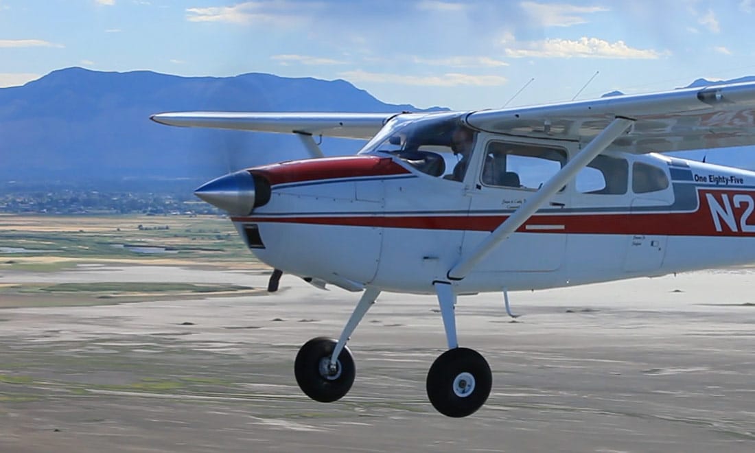 Cessna 185 Skywagon in flight - FAA issues SAIB NE-17-11 regarding certain Continental Motors engines