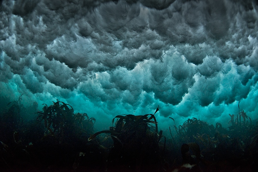 Stoms under water