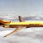 Boeing 727 in flight