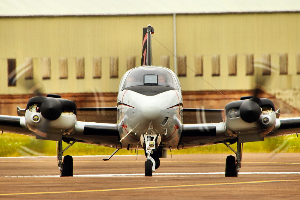 Beechcraft Baron on the runway - Hartzell Reveals New Continental Engine Alternator