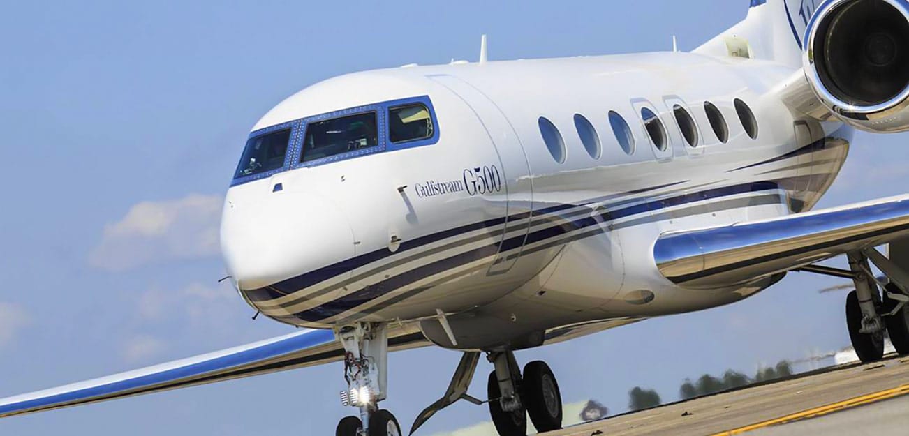 Gulfstream G500 on the runway