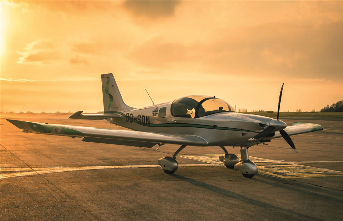 The Sonaca 200 aircraft on the runway